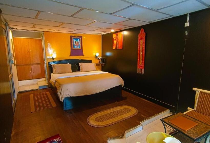 غرفة ديلوكس مزودة بتراس, Mcleodganj Bed & Breakfast