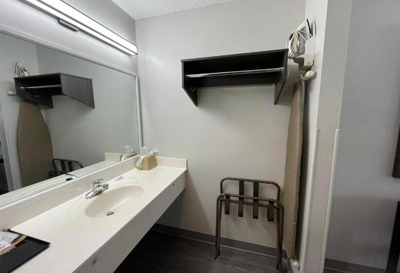 标准间, Embassy Inn  Hohenwald