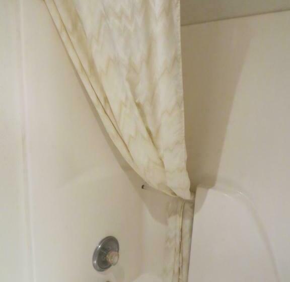 غرفة قياسية, Heritage Inn