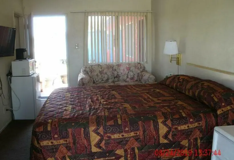キングサイズベッドのスタンダードルーム, Safari Motor Inn Joshua Tree