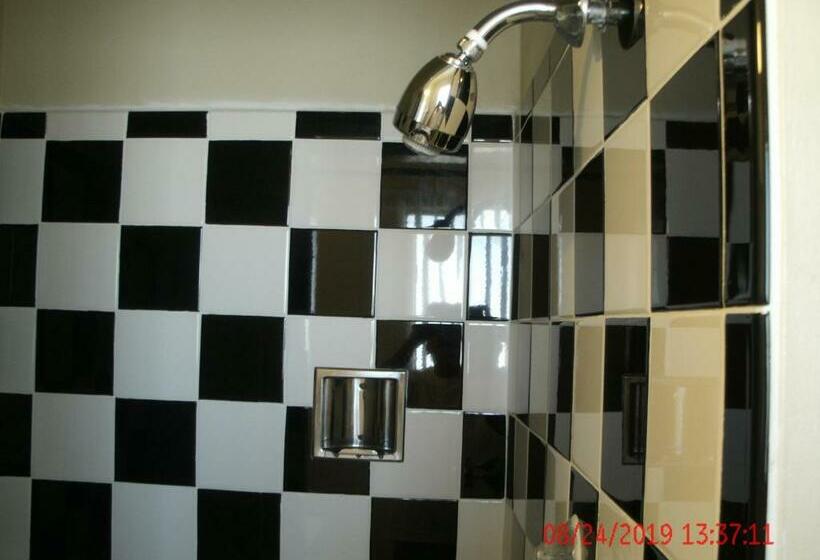 חדר סטנדרט עם מיטת קינג, Safari Motor Inn   Joshua Tree