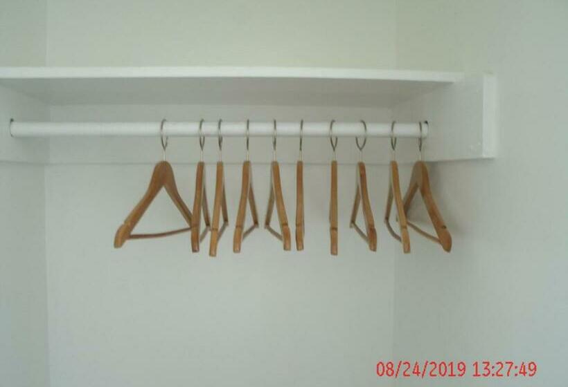 חדר סטנדרט, Safari Motor Inn   Joshua Tree