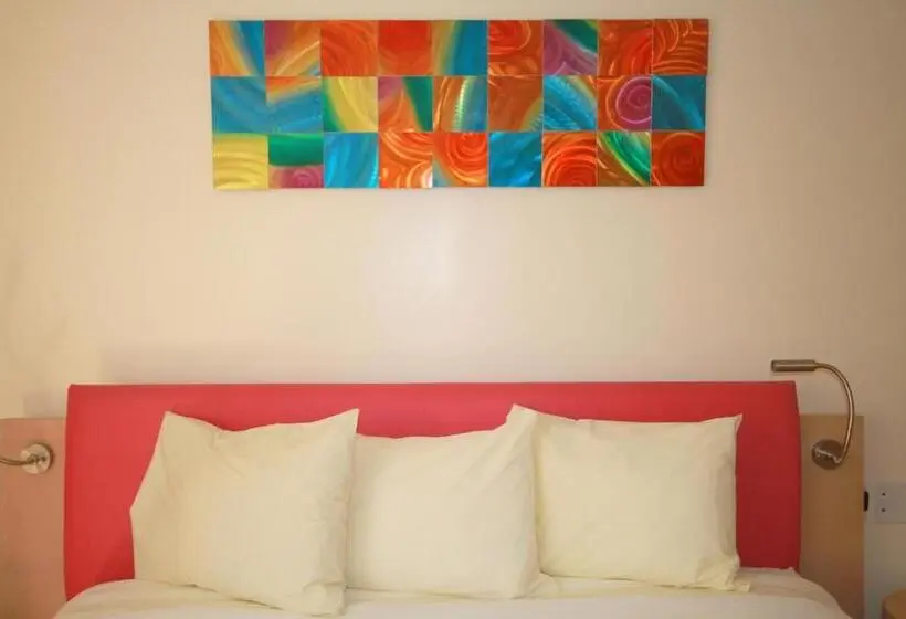 اتاق استاندارد با تخت بزرگ, Sinbad Motel