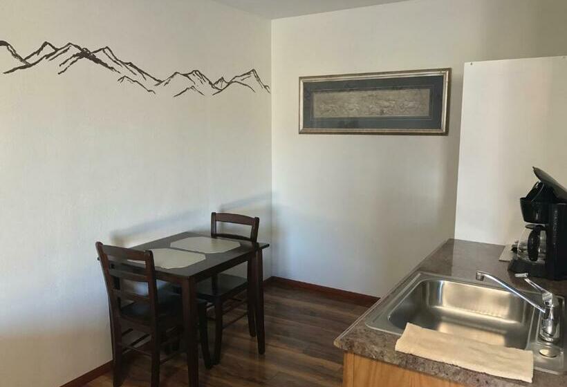 غرفة قياسية, The Pioneer Motel