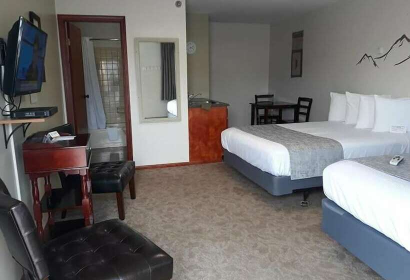 חדר סטנדרט שתי מיטות זוגיות, The Pioneer Motel
