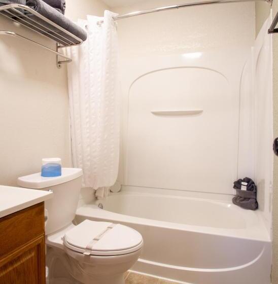 غرفة قياسية, The Pioneer Motel