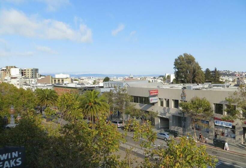 Номер Стандарт Индивидуальный Совместная Ванная, Perramont