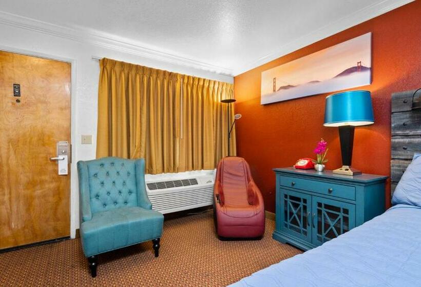 带大床的标准间, Americana Inn Motel