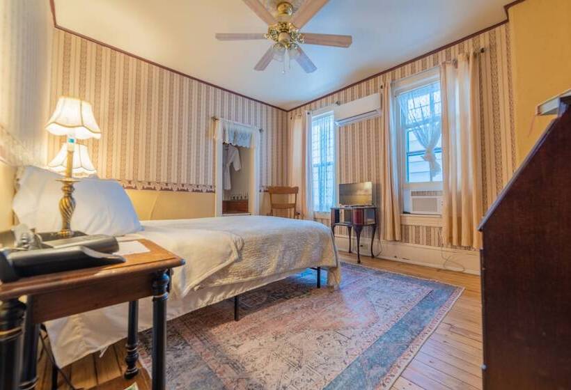 Номер Стандарт Трехместный, The Maid S Quarters Bed Breakfast & Tearoom