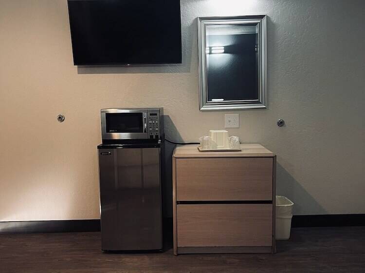 Номер Стандарт 2 Двуспальные Кровати, Century 21 Motel