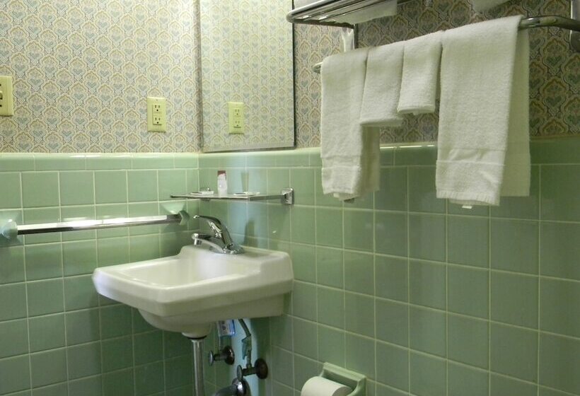 Номер Стандарт 2 Двуспальные Кровати, Fairfax Motel