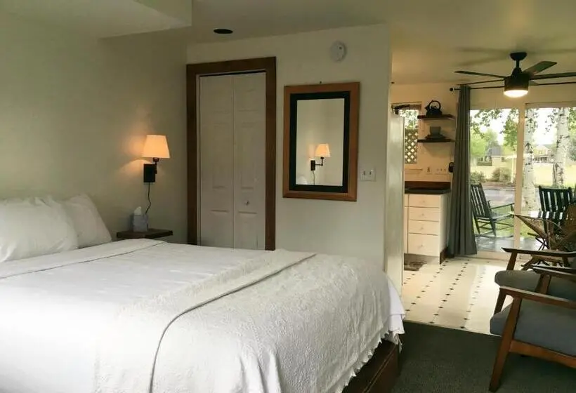 1階の1ベッドルームアパートメント, Left Coast Lodge