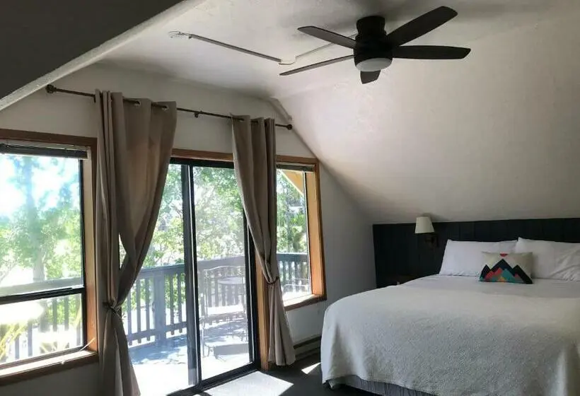 バルコニー付スイート, Left Coast Lodge