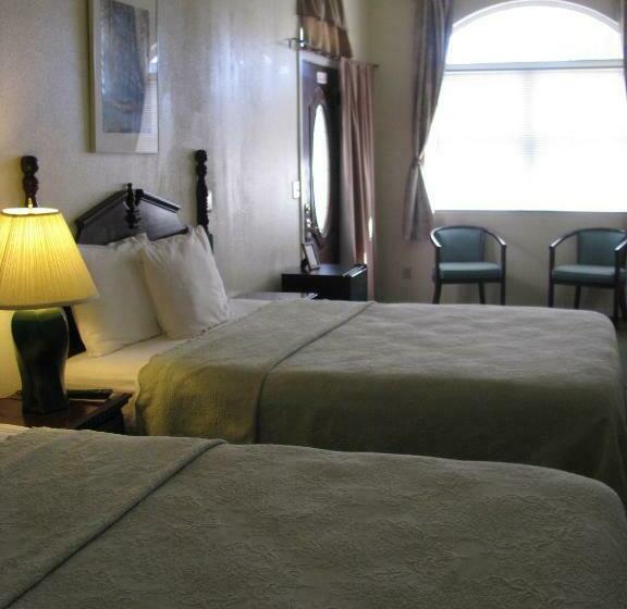 4인용 수피리어 룸, 5th Street Inn