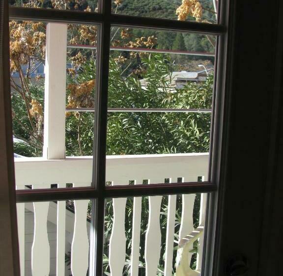 스탠다드 발코니 룸, 5th Street Inn