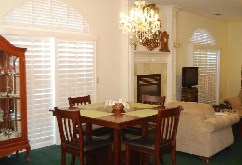 스탠다드 룸 킹사이즈 침대, 5th Street Inn