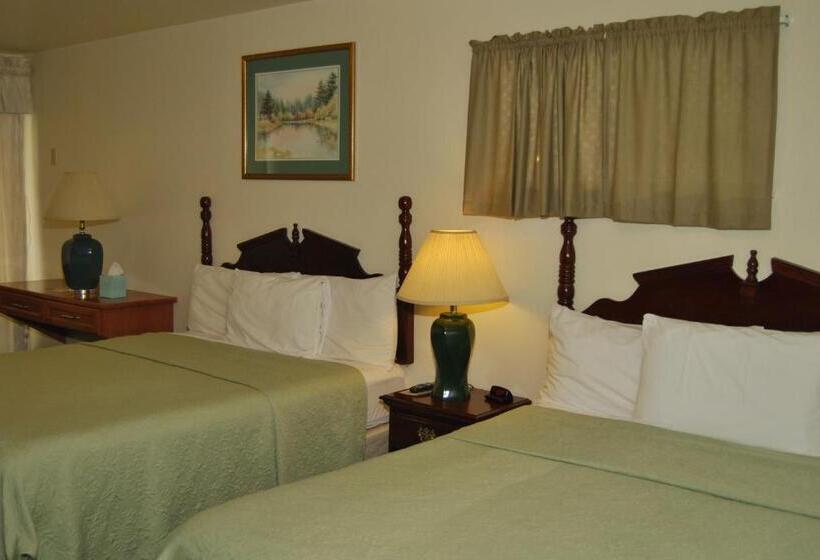 4인용 스탠다드 룸, 5th Street Inn