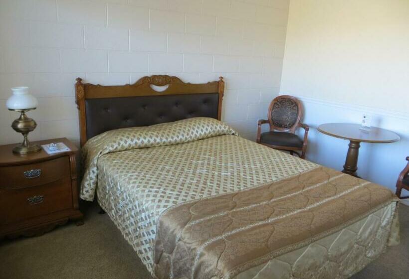 غرفة قياسية, Alamo Inn