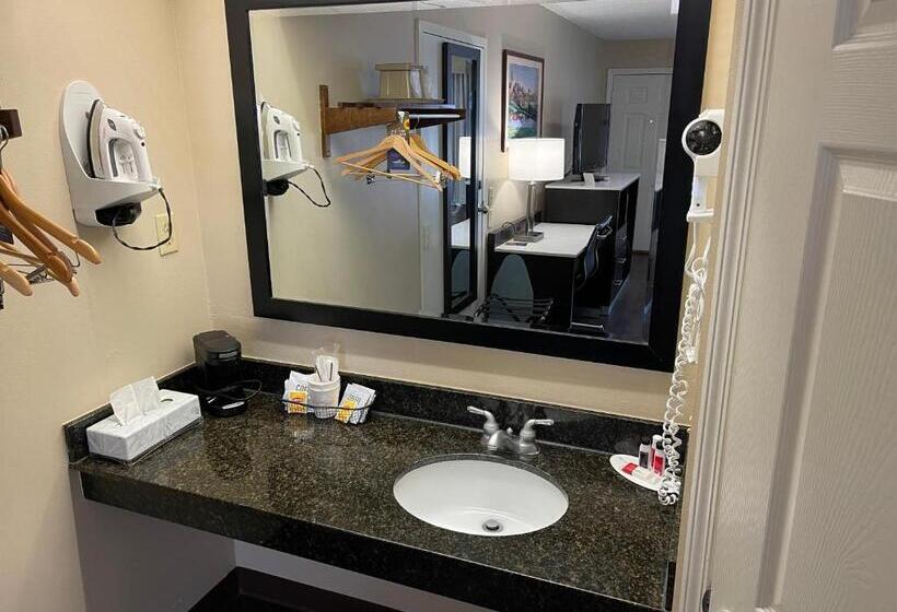 Стандартный Номер Кровать Кинг, Baymont By Wyndham Thomasville