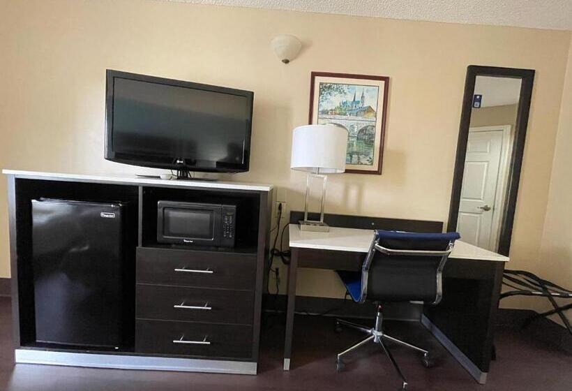 Номер Deluxe, Baymont By Wyndham Thomasville