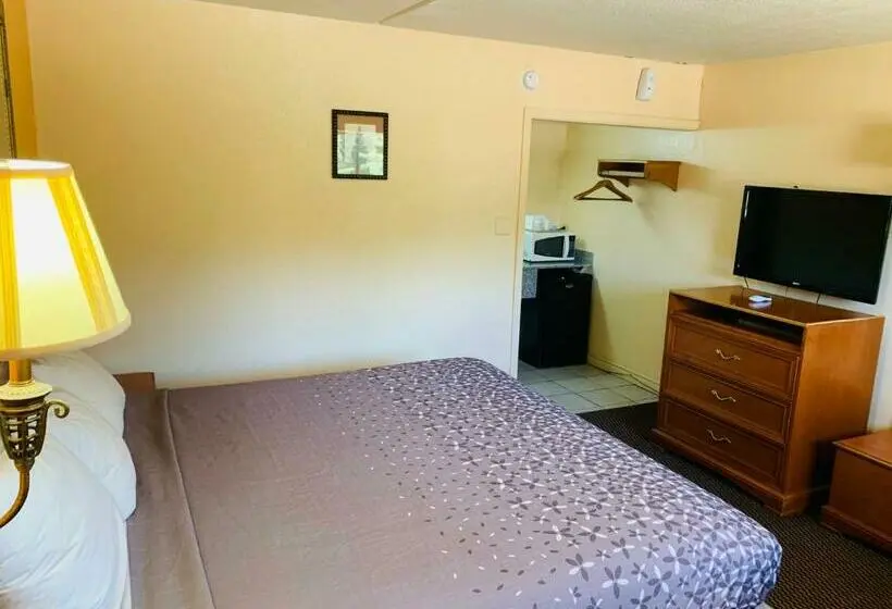 キングサイズベッドのスタンダードルーム, Budget Inn Jonesboro
