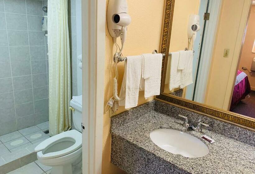 غرفة قياسية سرير كينج, Budget Inn Jonesboro