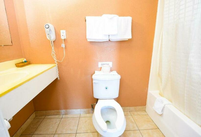 غرفة قياسية سرير كينج, Economy Inn Beebe