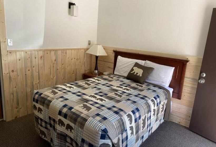 이코노미 룸, Holiday Lodge