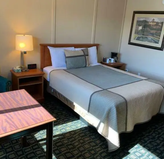 スタンダードルーム, Townhouse Inn & Suites
