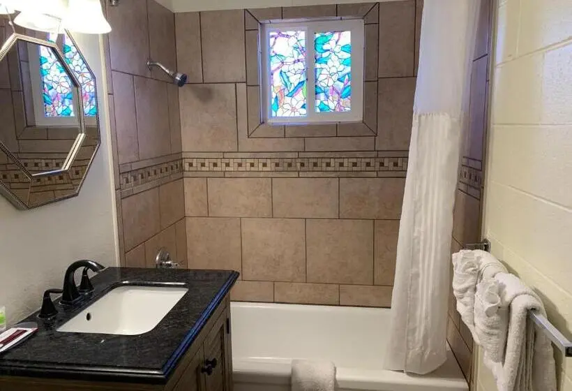 スタンダードルーム, Townhouse Inn & Suites