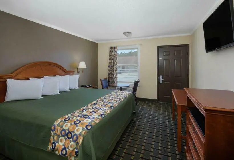 Standard-huone King-vuode, Travelodge By Wyndham Orangeburg