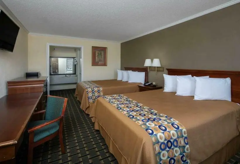 Standard-huone 2 Parivuodetta, Travelodge By Wyndham Orangeburg