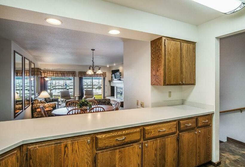 Люкс 2 Спальни, Pend Oreille Shores Resort