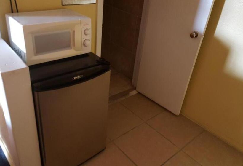 غرفة قياسية, Sands Motel