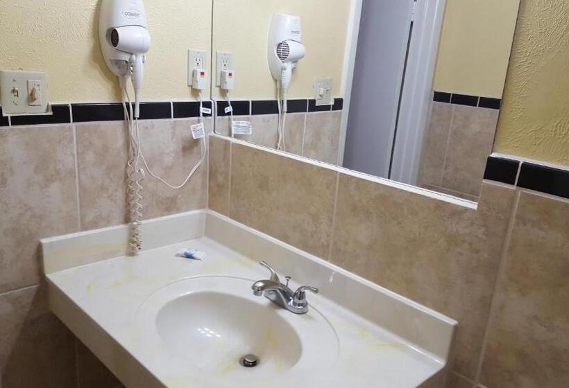 غرفة قياسية, Sands Motel