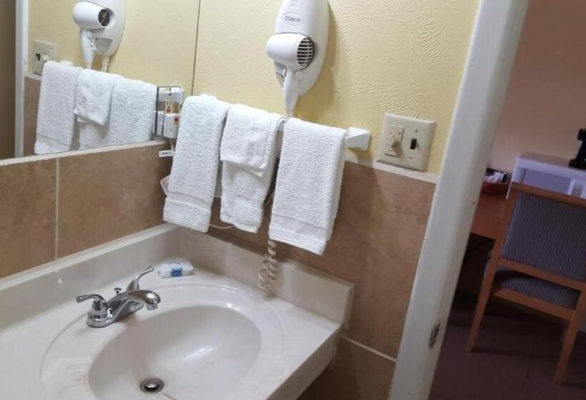 Номер Стандарт Трехместный, Sands Motel