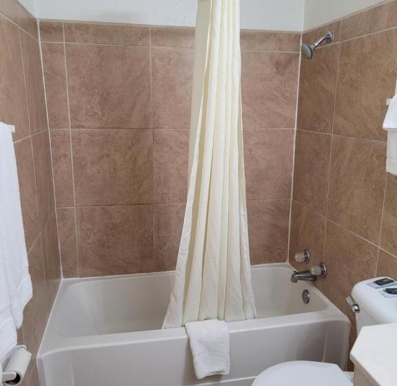 غرفة قياسية, Sands Motel