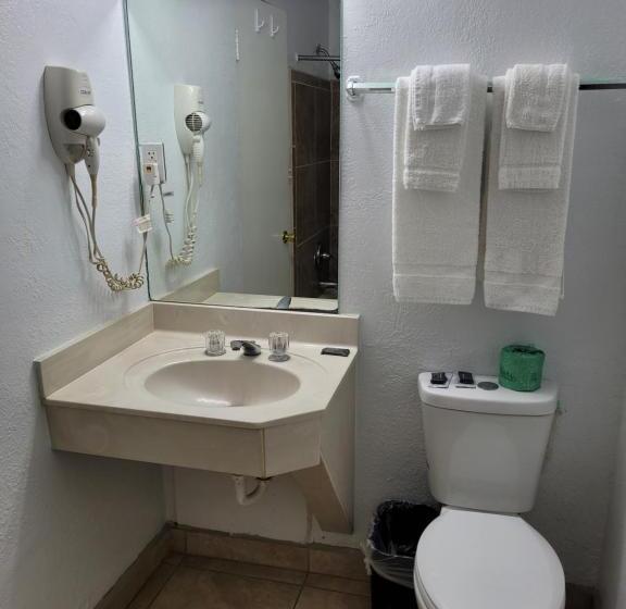 غرفة قياسية, Sands Motel