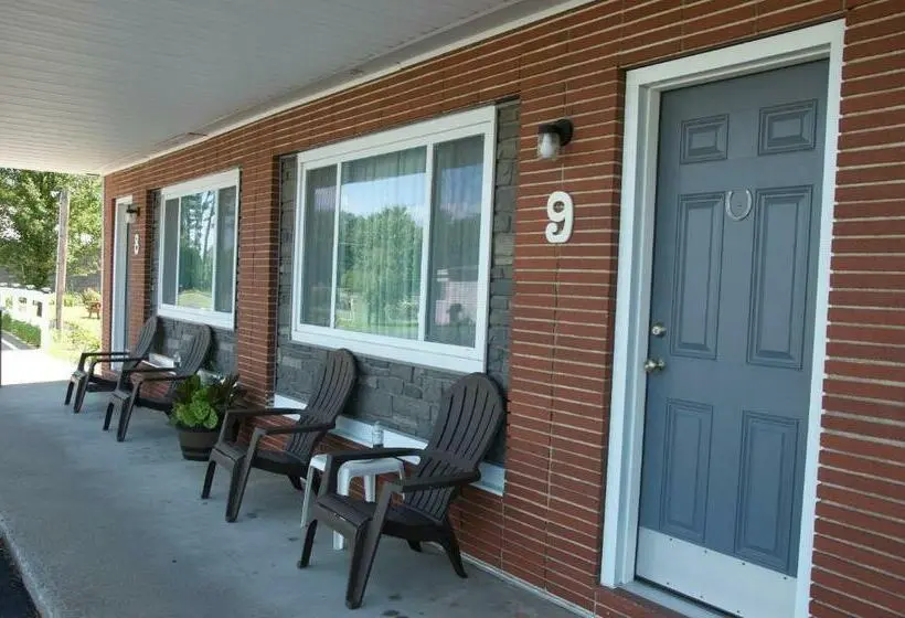 Standard-huone 2 Parivuodetta, Sara Glen Motel Saratoga Springs Glens Falls