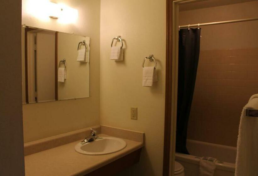 Standart Oda, Silver Sands Motel