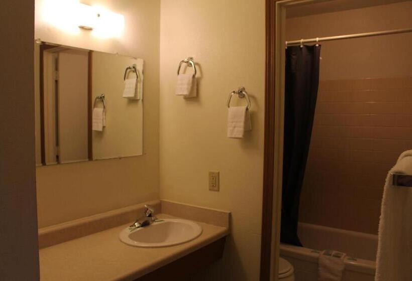 Üç Kişilik Standart Oda, Silver Sands Motel