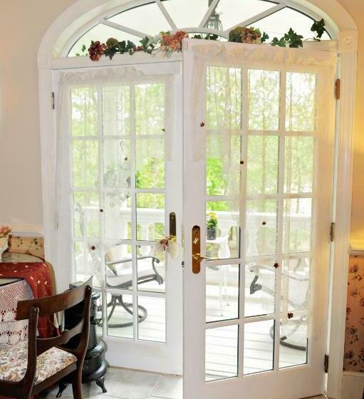 Люкс Кровать Кинг, A Walk In The Woods Bed And Breakfast