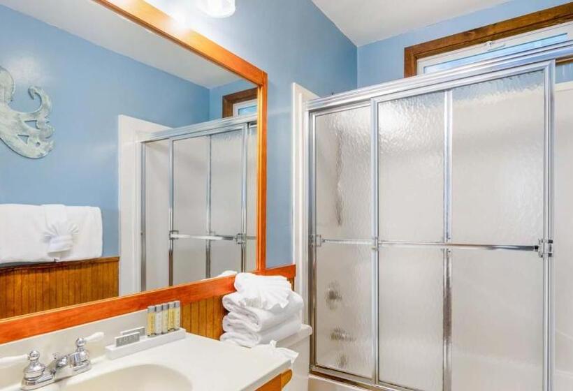 إستوديو قياسى, Beach Plum Resort