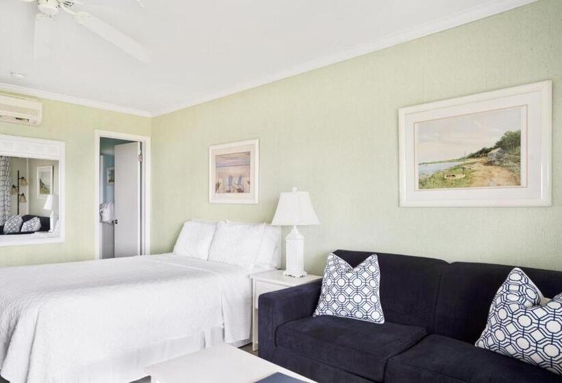 إستوديو قياسى, Beach Plum Resort