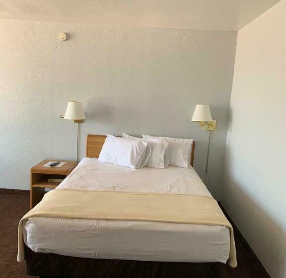 חדר סטנדרט, Ez 8 Motel Airporter