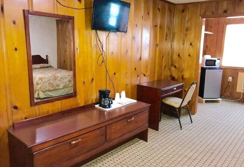 2ダブルベッドのスタンダードルーム, Horse Cave Motel