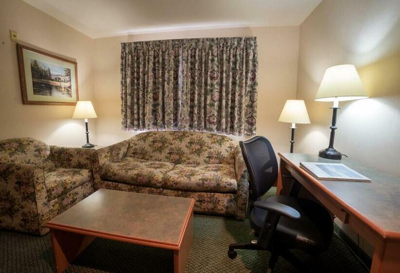 מיטת קינג בסוויטה, Surestay Plus By Best Western Enterprise