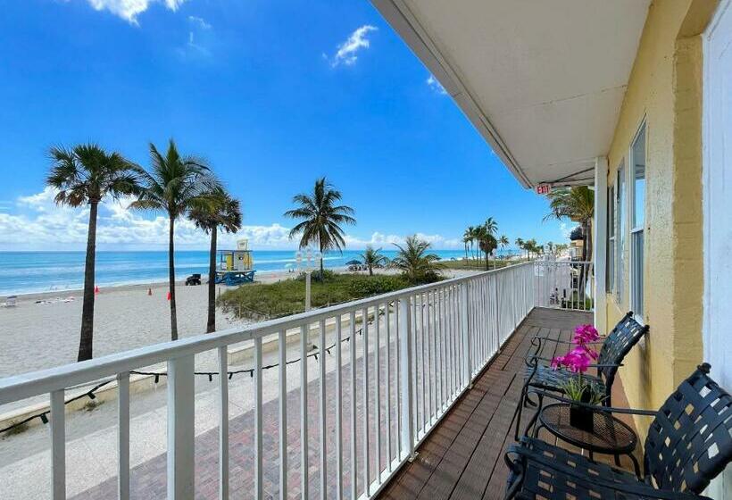 Студия Deluxe, Paradise Oceanfront By Hbh