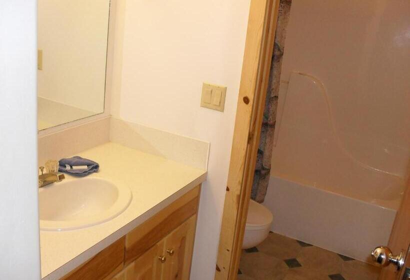 デラックスの4人部屋, Jared S Wild Rose Ranch Resort