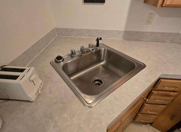 デラックストリプルルーム, Jared S Wild Rose Ranch Resort